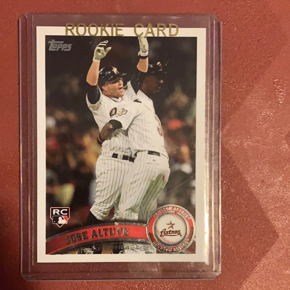 Altuve 2011 rookie card Topps
